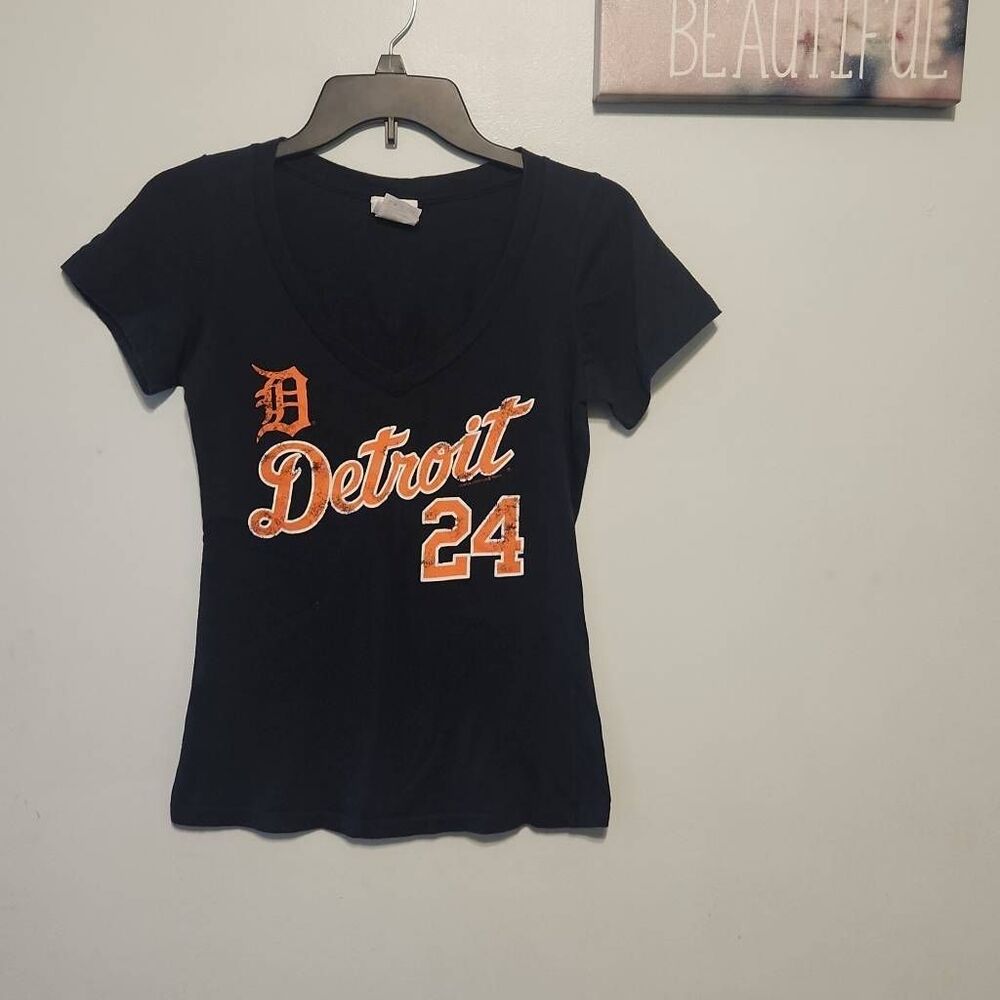 Detroit Tigers MLB Womens V Neck T-shirt Top Detroit Tigers M 24 Cabrera